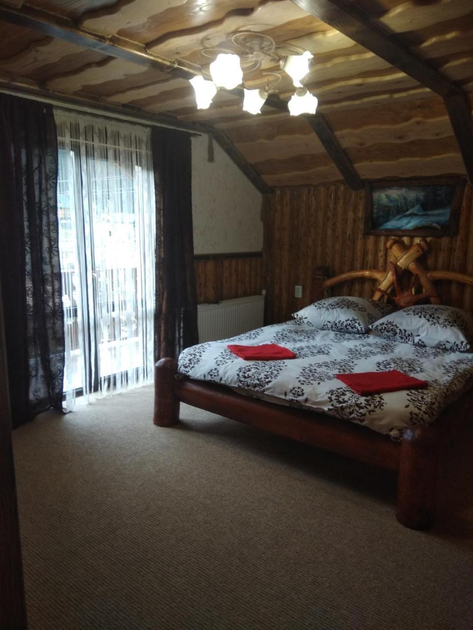 Villa Берлога 2 à Mykulychyn Extérieur photo